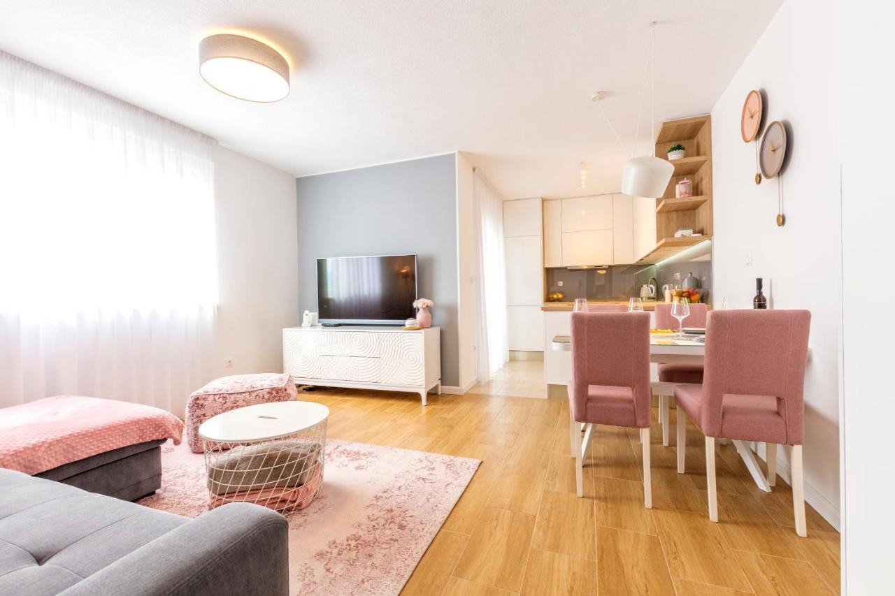 Apartamento Rose Kaštela Exterior foto