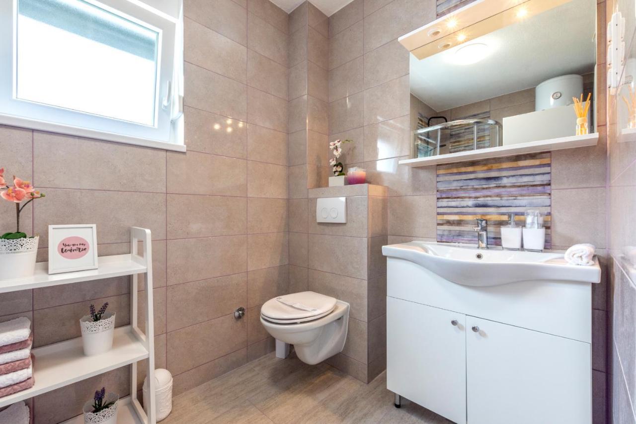 Apartamento Rose Kaštela Exterior foto